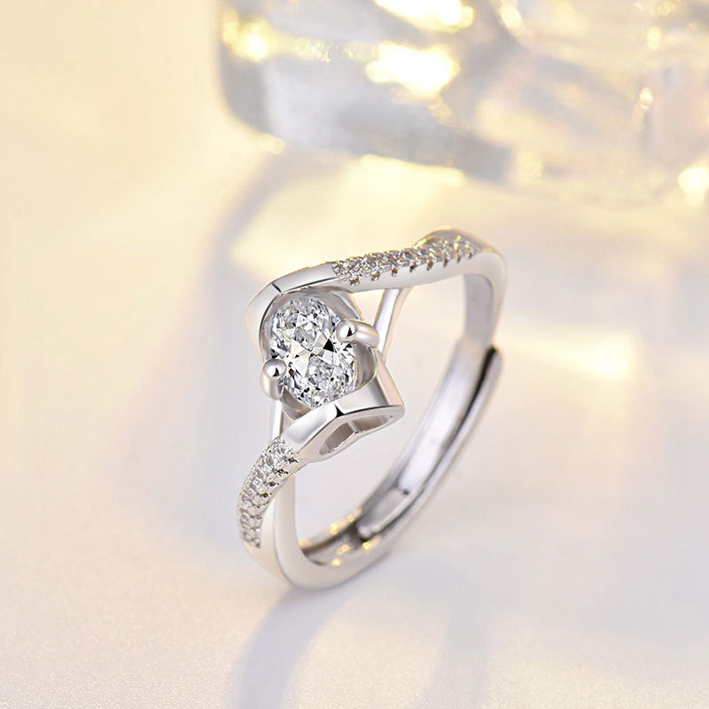 天使之吻仿莫桑石活口戒指女  一克拉结婚求婚钻戒女开口戒指跨境