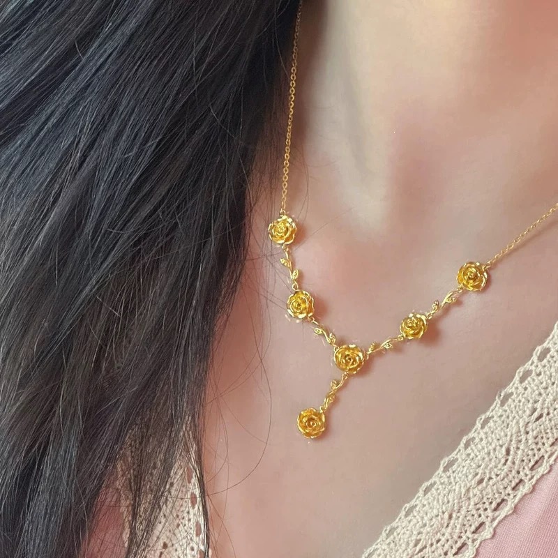 金店同款仿金玫瑰花枝项链一体链套链小众时尚感女款不易掉色项饰