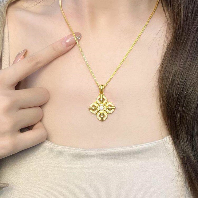 新中式古法沙金十字金刚杵吊坠项链女四叶草满钻轻奢高级感锁骨链